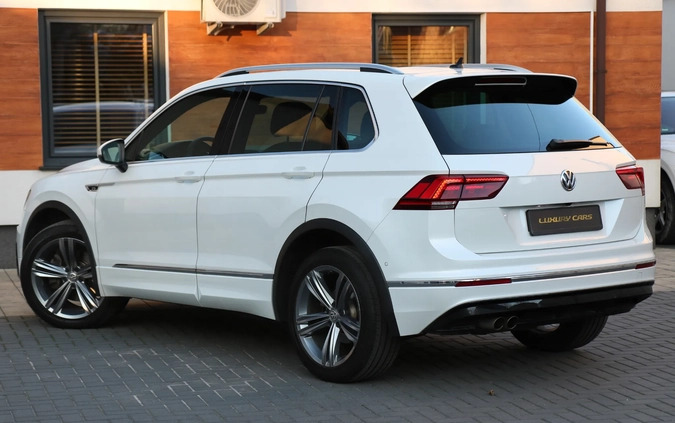 Volkswagen Tiguan cena 135050 przebieg: 71900, rok produkcji 2019 z Zelów małe 742